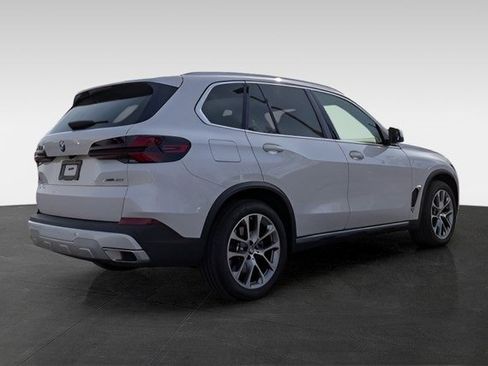Certified 2026 BMW X5 xDrive40i image 10