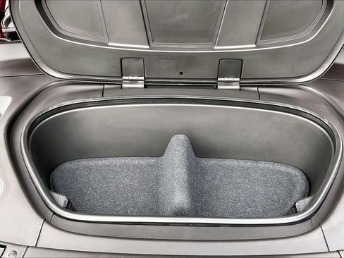 Used 2023 Volvo C40 P8 Recharge Ultimate w/ Protection Package Premier image 34