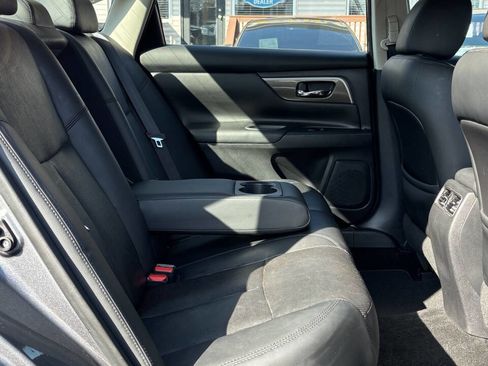 Used 2015 Nissan Altima 2.5 SL image 16