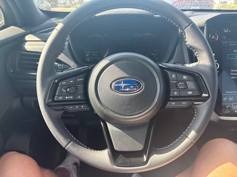 Used 2026 Subaru Forester Premium AWD/4WD image 2