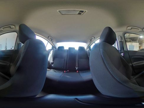 Used 2025 Nissan Versa SV FWD image 40