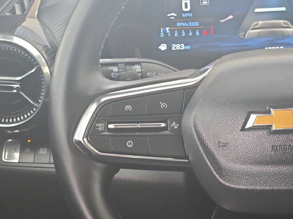 Used 2026 Chevrolet Equinox LT FWD image 23