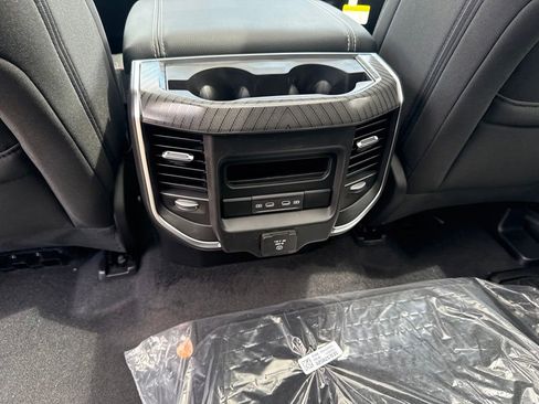 New 2026 RAM 1500 4x4 Crew Cab image 23