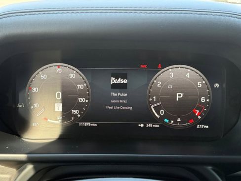 Used 2025 Land Rover Defender 110 Sedona Red Edition image 24