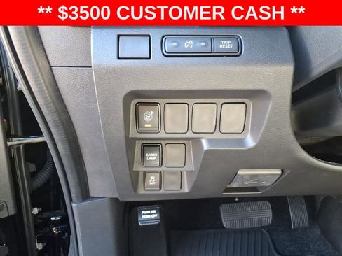 New 2026 Nissan Frontier SV w/ All-Weather Content Package image 8