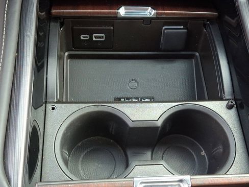 Used 2024 GMC Yukon Denali Ultimate image 28