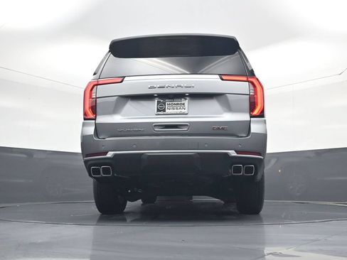 Used 2025 GMC Yukon Denali AWD/4WD image 32