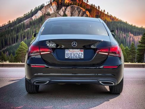 Used 2021 Mercedes-Benz A 220 image 6