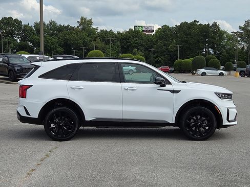 Used 2023 Kia Sorento SX AWD/4WD image 6