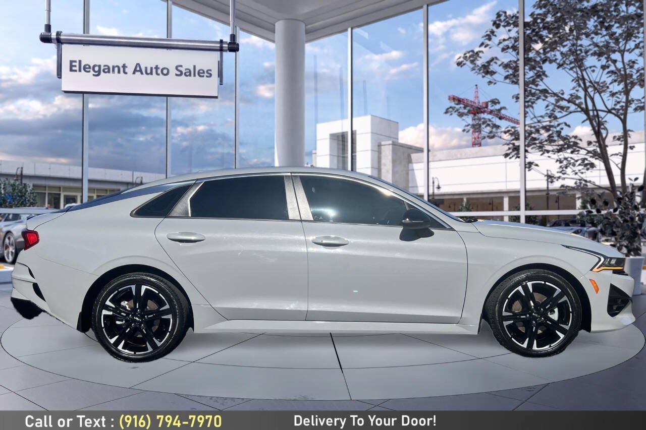 Used 2023 Kia K5 GT-Line w/ GT-Line Premium Package FWD image 4