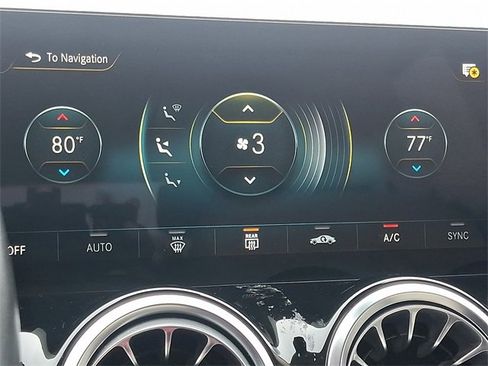 Used 2023 Mercedes-Benz GLA 250 4MATIC image 15