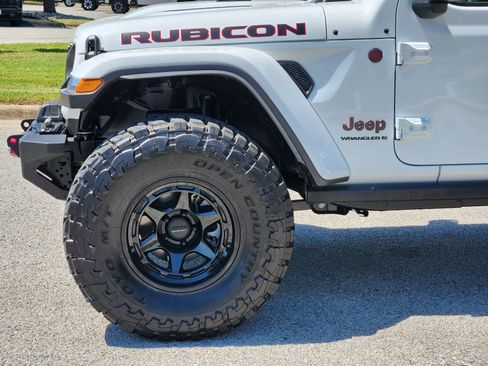 Used 2025 Jeep Wrangler Unlimited Rubicon AWD/4WD image 25