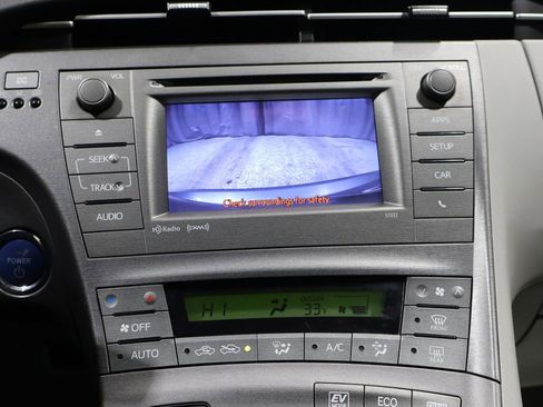 Used 2013 Toyota Prius Three image 26