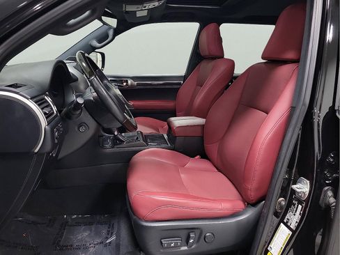 Used 2023 Lexus GX 460 Premium image 11