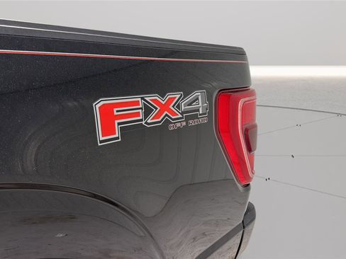 Certified 2022 Ford F150 XLT w/ Equipment Group 302A High image 23