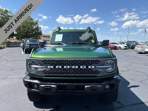 Used 2023 Ford Bronco Badlands AWD/4WD image 2