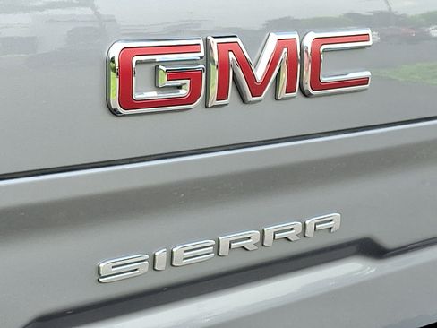 Used 2023 GMC Sierra 1500 AT4 w/ AT4 Premium Package AWD/4WD image 28