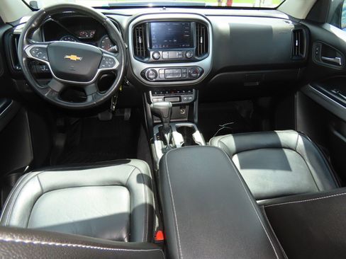 Used 2019 Chevrolet Colorado ZR2 w/ ZR2 Dusk Special Edition image 21