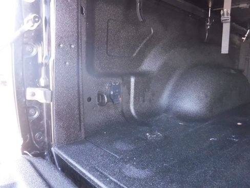 Used 2015 RAM 2500 Power Wagon Laramie image 9