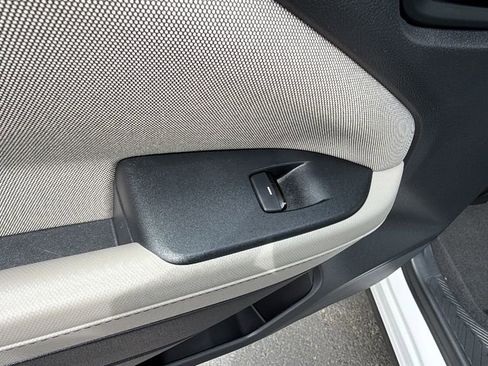 Used 2025 Subaru Forester image 15