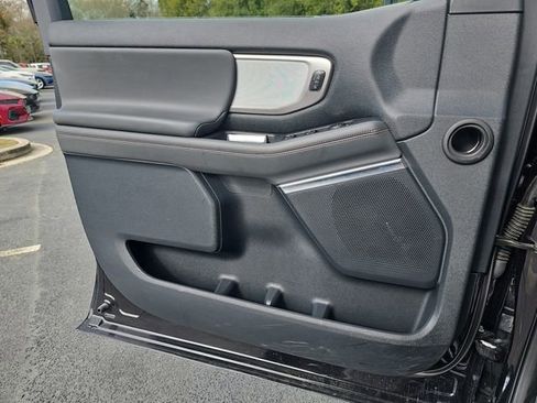 Used 2025 Ford Expedition Max Active image 35