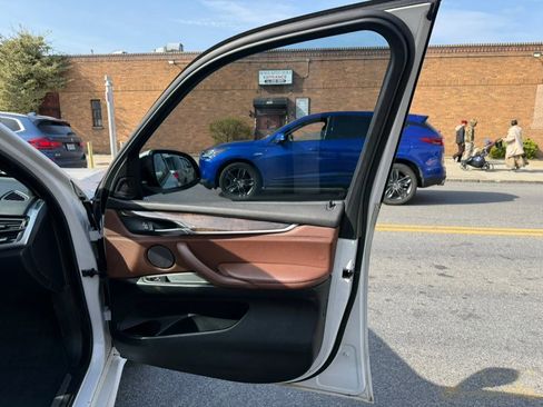 Used 2015 BMW X5 xDrive35i image 22