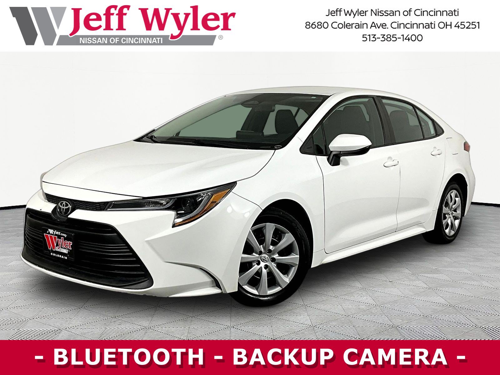 Used 2023 Toyota Corolla LE FWD image 1