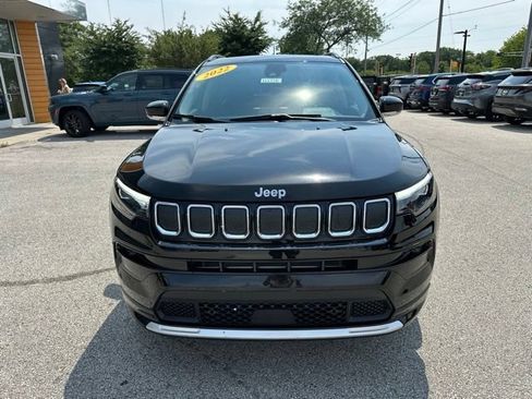 Used 2022 Jeep Compass Limited w/ Elite Group AWD/4WD image 3