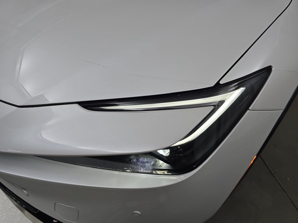 Used 2023 Toyota Prius Prime FWD image 31