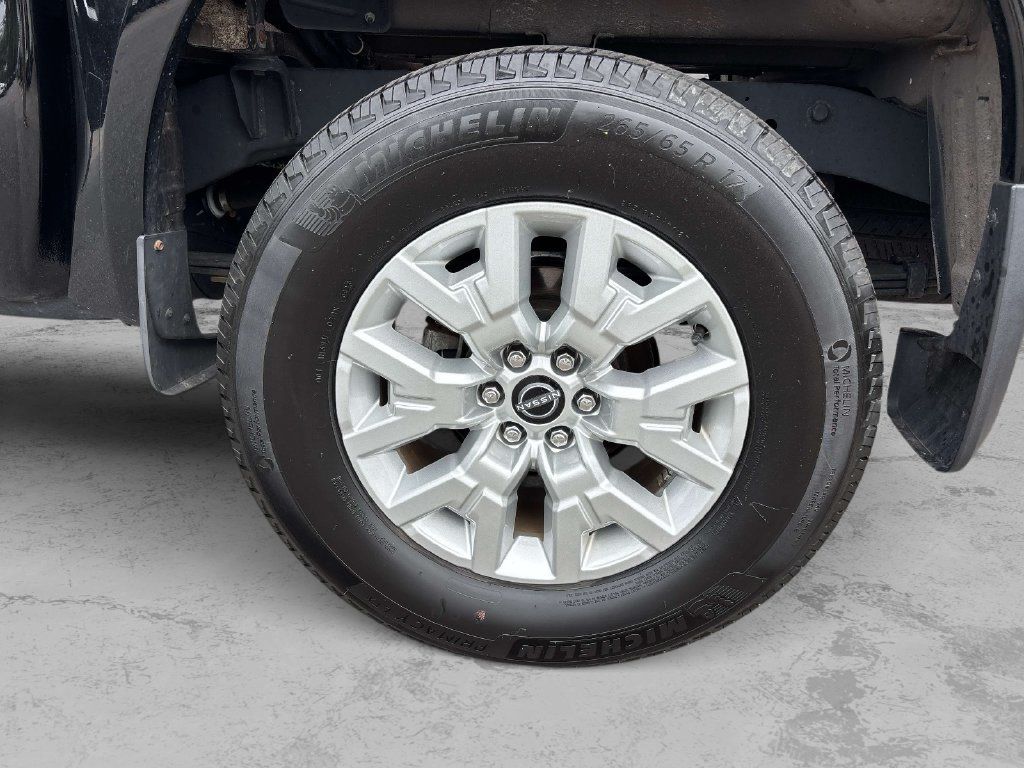 Certified 2024 Nissan Frontier SV w/ SV Convenience Package AWD/4WD image 32