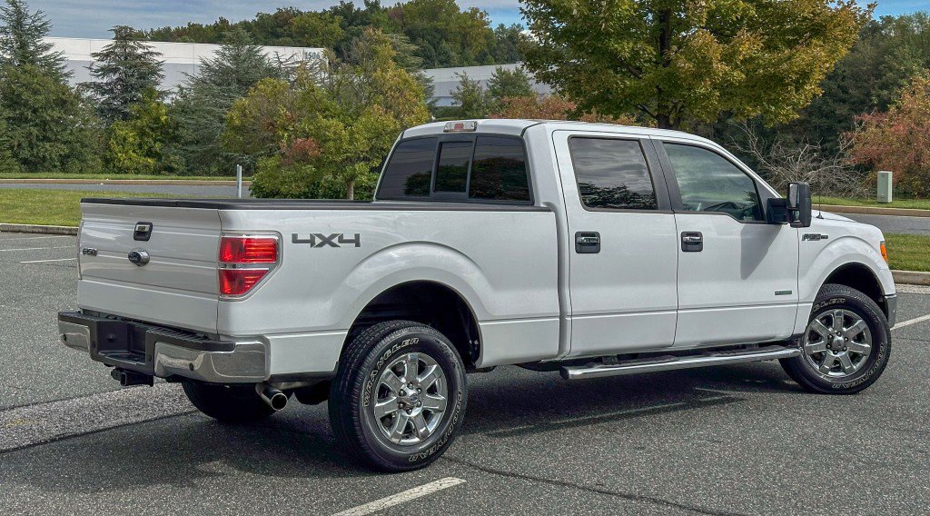 Used 2014 Ford F150 XLT w/ Equipment Group 302A Luxury AWD/4WD image 10