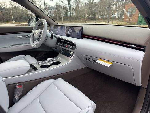 New 2026 Genesis GV70 2.5T Advanced image 33