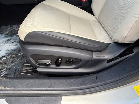 Used 2023 Lexus ES 350 w/ Premium Package image 18