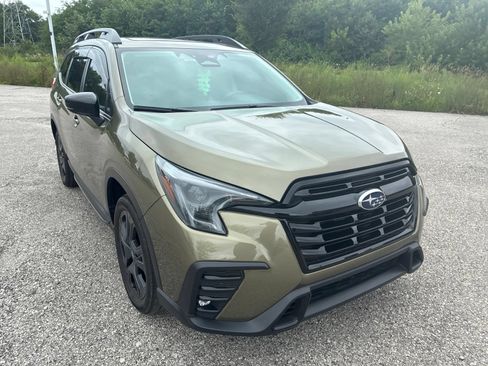 Used 2024 Subaru Ascent Onyx Edition AWD/4WD image 12