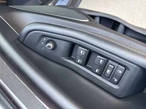 Used 2022 Jeep Grand Cherokee L Laredo w/ Luxury Tech Group I AWD/4WD image 21