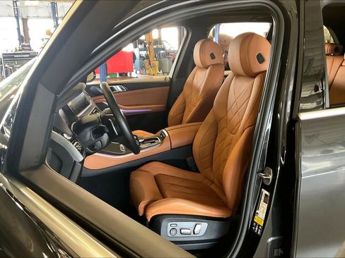 Certified 2023 BMW X5 xDrive40i w/ Premium Package image 7