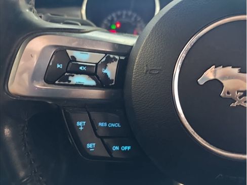 Used 2018 Ford Mustang Coupe w/ Ecoboost Performance Package image 25