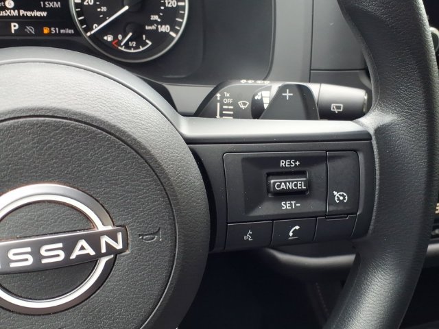 Used 2025 Nissan Pathfinder S AWD/4WD image 6
