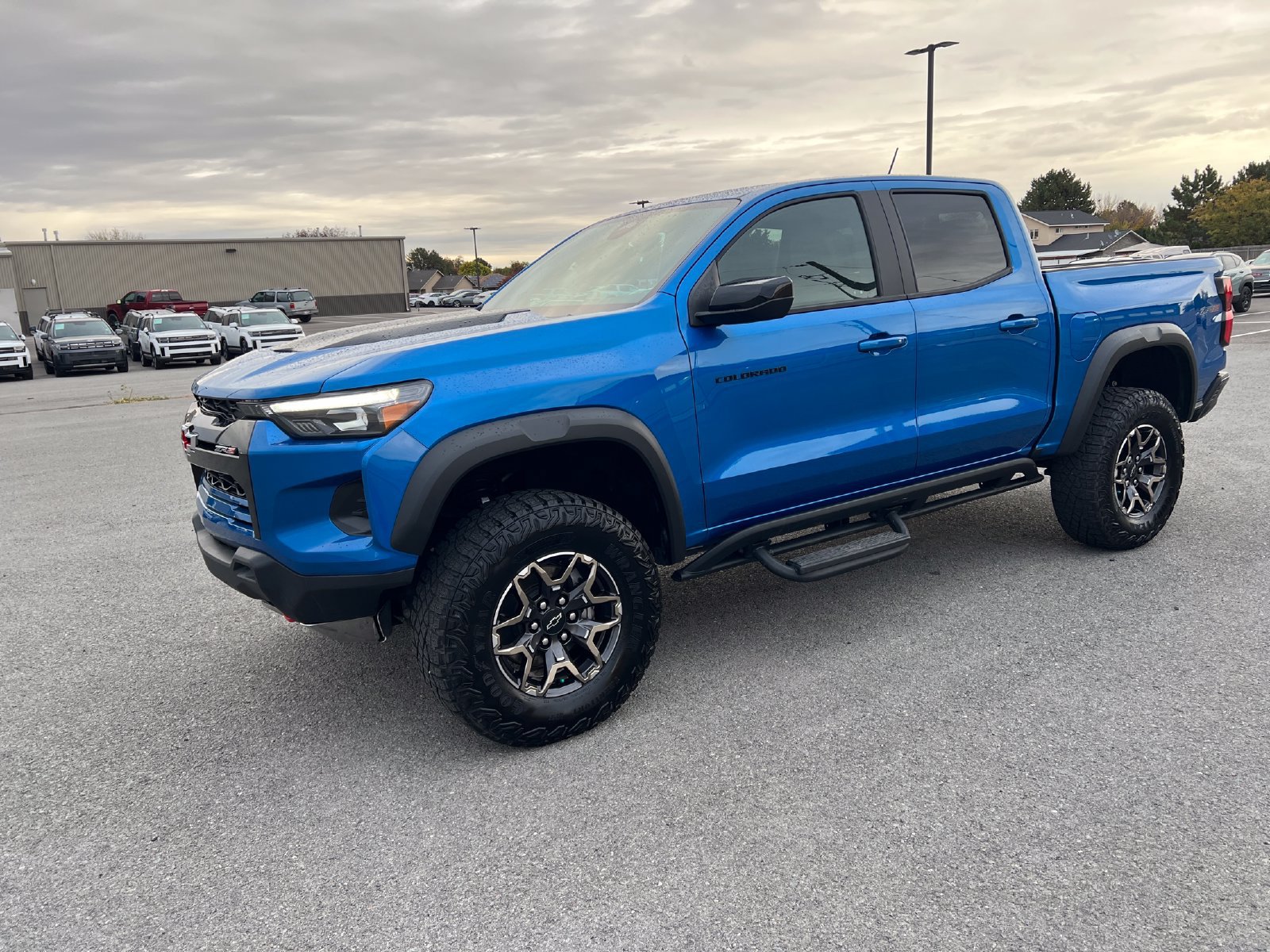 Used 2024 Chevrolet Colorado ZR2 AWD/4WD image 7