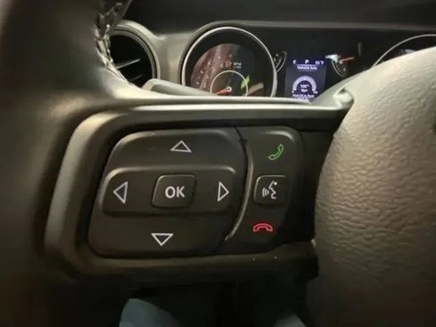 Used 2022 Jeep Wrangler Willys image 22