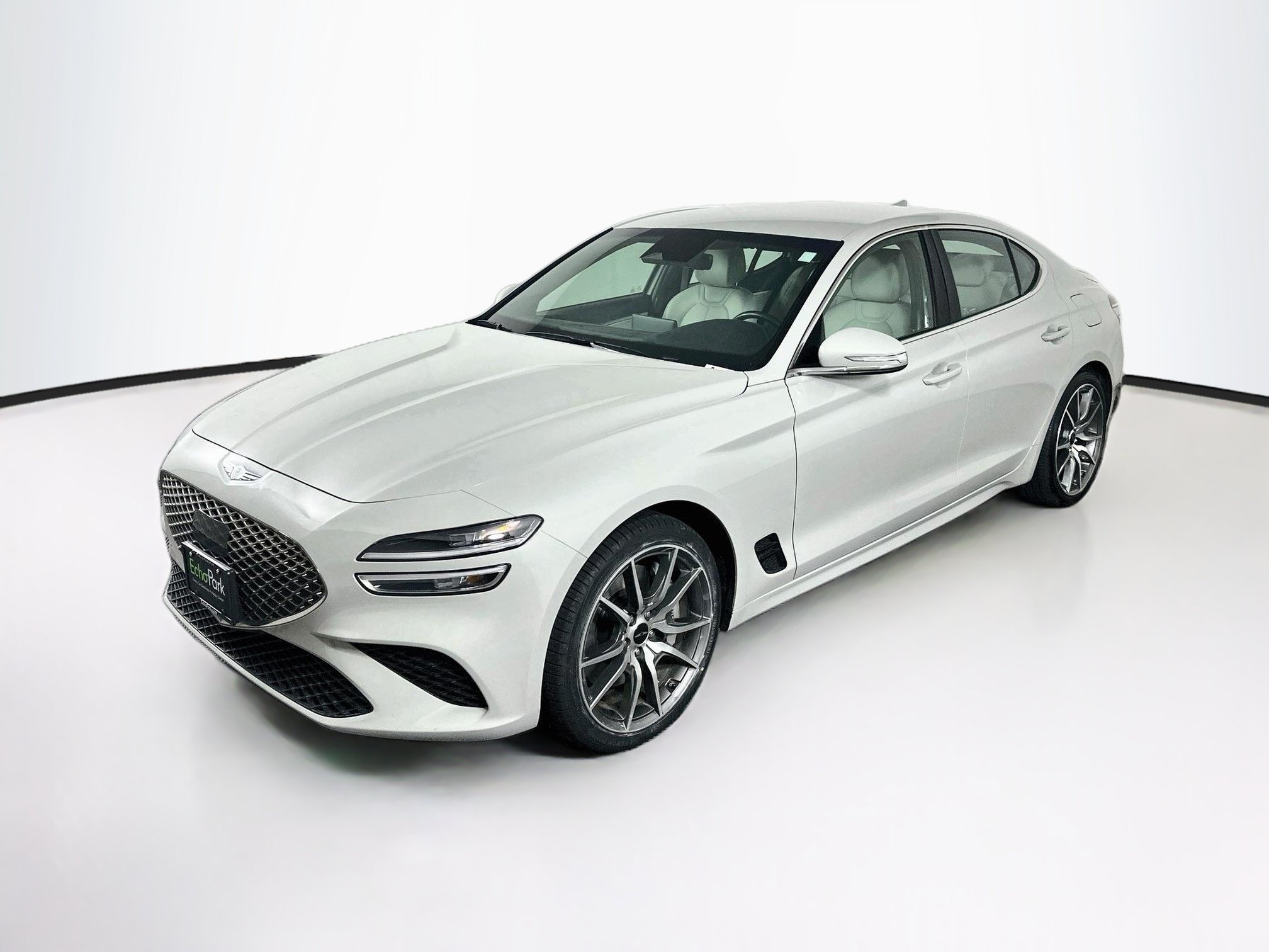 Used 2025 Genesis G70 2.5T RWD image 3