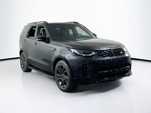 Used 2023 Land Rover Discovery HSE R-Dynamic image 3