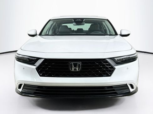 Used 2025 Honda Accord EX-L image 2