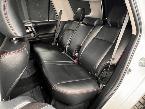 Used 2024 Toyota 4Runner TRD Off-Road Premium image 13