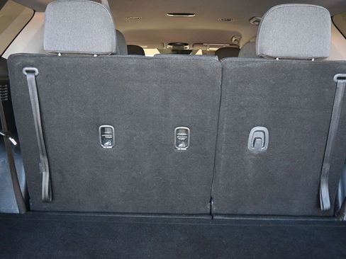 Used 2022 Hyundai Palisade SE image 18