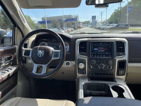 Used 2019 RAM 1500 Laramie w/ Convenience Group AWD/4WD image 13