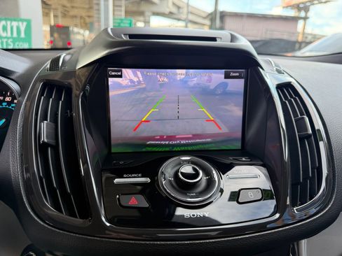 Used 2013 Ford Escape SEL image 29