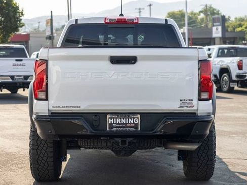 Certified 2024 Chevrolet Colorado ZR2 w/ ZR2 Convenience Package III AWD/4WD image 4