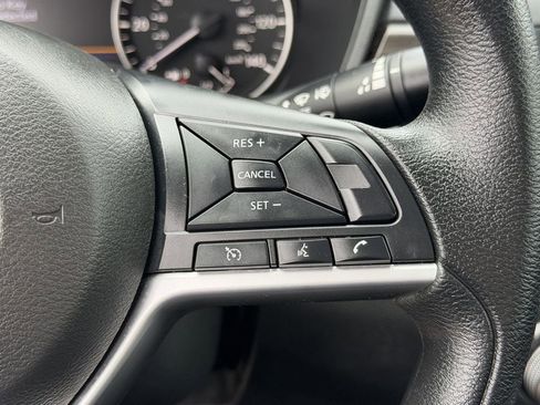 Used 2025 Nissan Altima 2.5 SV FWD image 22