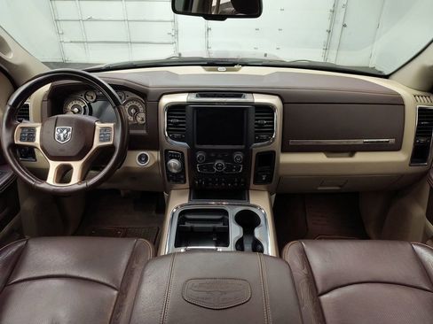 Used 2018 RAM 1500 Laramie Longhorn image 12